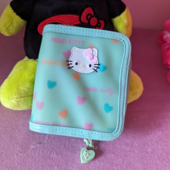 hello kitty wallet 2005 - Picture 1 of 8